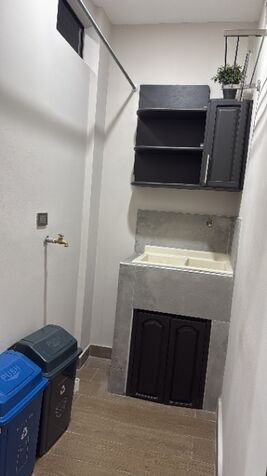 Alquilo Apartamento nuevo 1 habitación 1 persona o pareja  en Gravilias, Desamparados, San José — ₡ 290 000