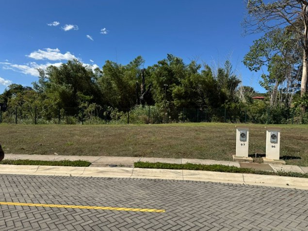 Venta de lote en condominio en Puente Piedra, Grecia, Alajuela en Grecia, Alajuela — $46,000