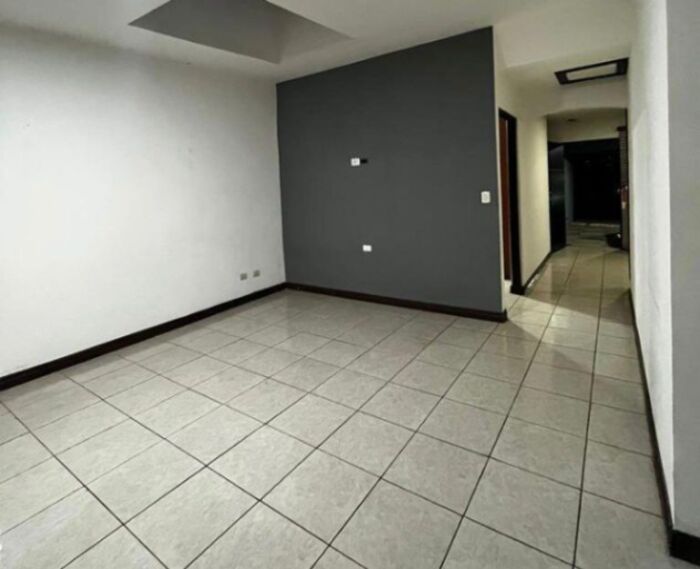CASA EN VENTA, SAN PABLO DE HEREDIA, $168.000 COD# 25-2008 en San Pablo, Heredia — $168,000 - Foto 2 de 8