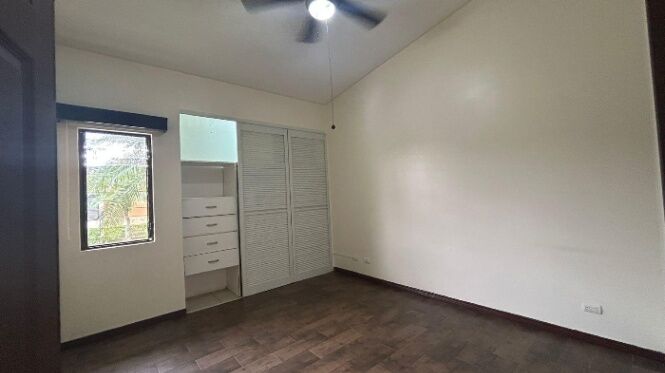 Venta de Apartamento en San Rafael de Alajuela 26-1006 en San Rafael, Alajuela — $130,000