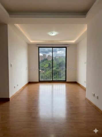 Venta de Apartamento en URUCA-San José. RAH 27-84  en Uruca, San José — $150,000