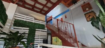 Venta de Casa Duplex con Amplios Espacios en San Miguel, Desamparados, San José — 88 900 000 ₡ - Foto 5 de 12