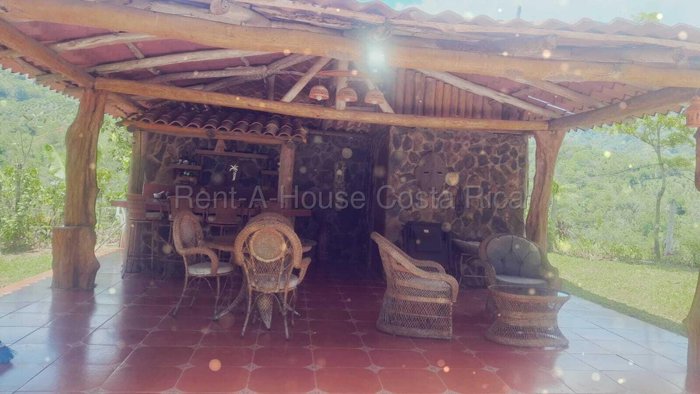 Venta de Casa y Terreno Totalmente Amueblado en Acosta-Guaitil, San José. RAH 26-1881 en Guaitil, Acosta, San José — ₡ 125 000 000