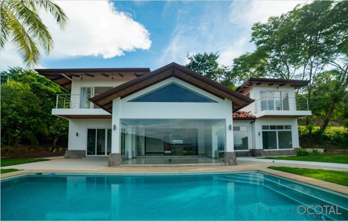 HERMOSA CASA EN OCOTAL, GUANACASTE.  (AL) in Sardinal, Carrillo, Guanacaste — $1,280,000