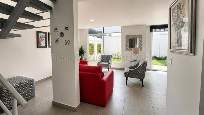 Venta de TOWNHOUSES en San Rafael-Montes de Oca. RAH 27-176 in San Rafael, Montes De Oca, San José — $250,000 - Photo 3 of 18