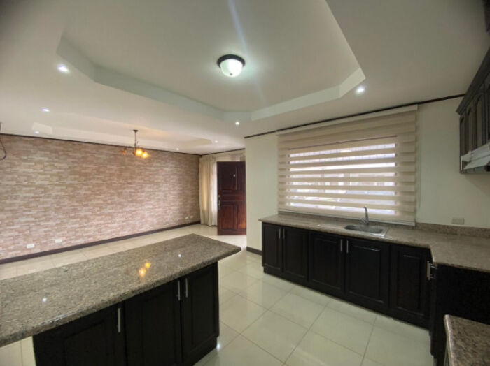 viva en este grandioso condominio casa amplia y moderna  in El Tejar, El Guarco, Cartago — $126,000