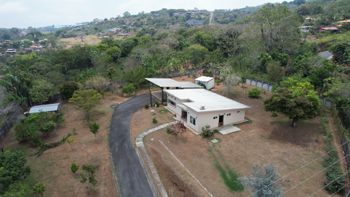 Casa en Venta Porozal de Naranjo in Naranjo, Alajuela — $390,000 - Photo 3 of 19