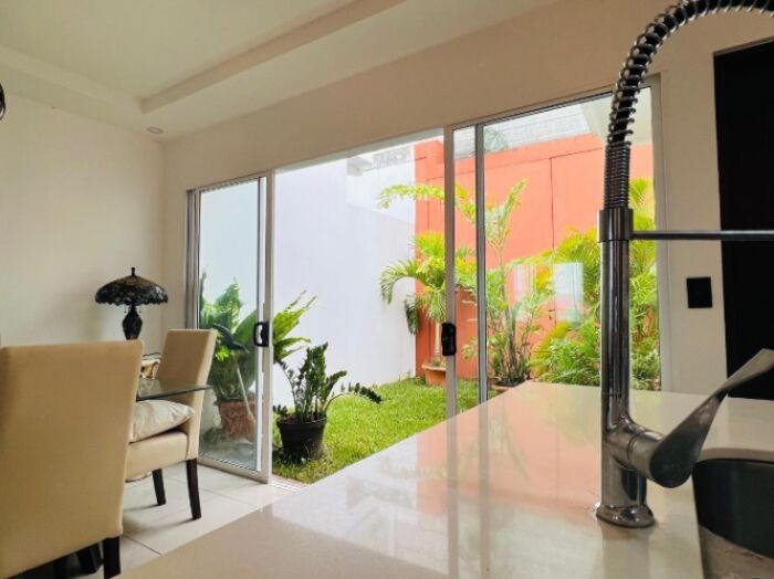 Venta de Casa en Santo Domingo, Heredia. RAH 26-308 in San Miguel, Santo Domingo, Heredia — $175,000