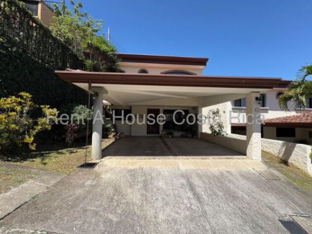 Alquiler de Casa en San Rafael de Escazú.  en San Rafael, Escazú, San José — $1,950