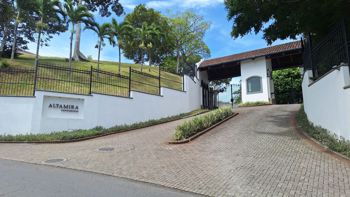 Lote En Venta En Condominio Altamira, Colón, San José