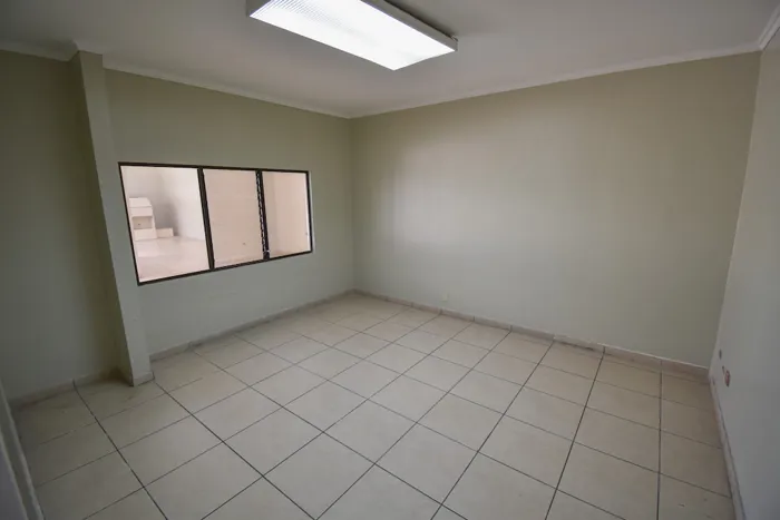 Commercial Building of 480m2 in San Sebastián in San Sebastián, San José — $395,000 - Photo 3 of 31