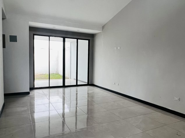 Venta de casa en Vistas del Norte in San Nicolás, Cartago — ₡ 74 000 000 - Photo 3 of 11