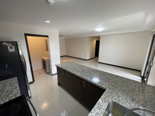 Apartamento en venta Brasil de Mora, Condominio del Rio en Brasil, Santa Ana, San José — $185,000 - Foto 5 de 17