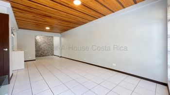 Venta de Propiedad con 4 Apartamentos en Montelimar, Calle Blancos. RAH 27-933 en Calle Blancos, Goicoechea, San José — 225 000 000 ₡ - Foto 3 de 14