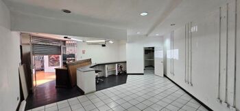 Alquiler de Local Comercial en San Rafael, Escazú. RAH 25-543 en San Rafael, Escazú, San José — $1,400 - Foto 4 de 9