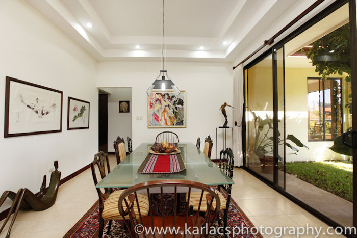 Preciosa casa de lujo con Lote en Lomas del Zurqui in San José, San Isidro, Heredia — $698,000 - Photo 3 of 19