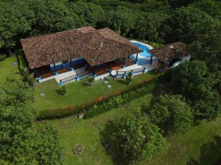 Espectacular Quinta en Venta – San Pablo de Turrubares en San Pablo, Turrubares, San José — $750,000 - Foto 2 de 42
