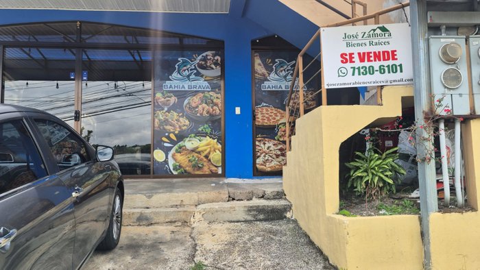 Venta de casa en San Juan de Santa Bárbara en San Juan, Santa Bárbara, Heredia — ₡ 270 000 000