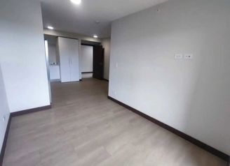 ALQUILO HERMOSO APARTAMENTO 2 HABITACIONES, TORRE AZENZA, LA URUCA en Uruca, San José — $1,000 - Foto 4 de 29