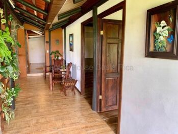 Hermosa Quinta en Alquiler-Turrialba,Santa CRUZ en Santa Cruz, Turrialba, Cartago — $2,500 - Foto 4 de 38