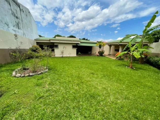 🏡 CASA EN VENTA EN LA TROPICANA, ALAJUELA en San Rafael, Alajuela — $499,900