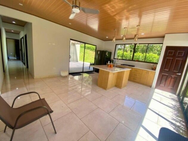 Se alquila casa de lujo en condominio de Orotina Alajuela 26-776 en Coyolar, Orotina, Alajuela — ₡ 550 000
