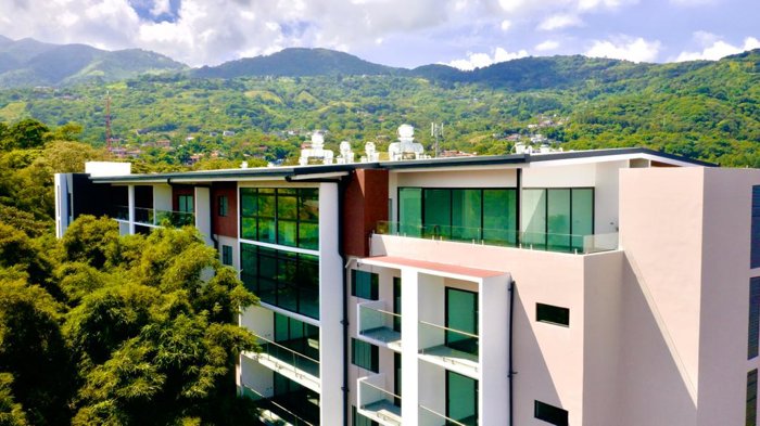 Alquiler Apartamento Condominio Senderos de Chica Escazú in San Rafael, Escazú, San José — $456,750