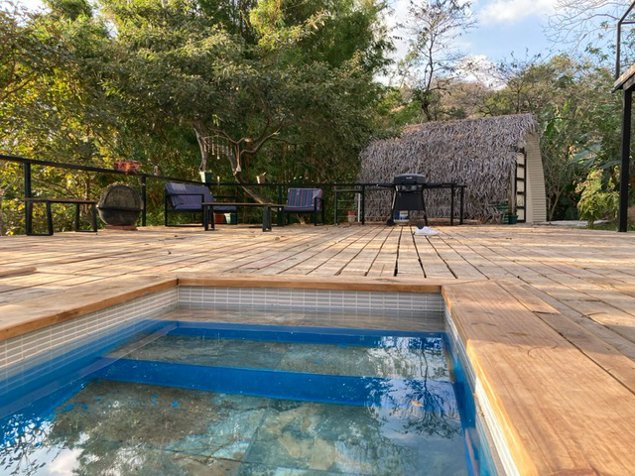 3 Casa unicas para grande familia o alquilar en Atenas, Alajuela — $350,000