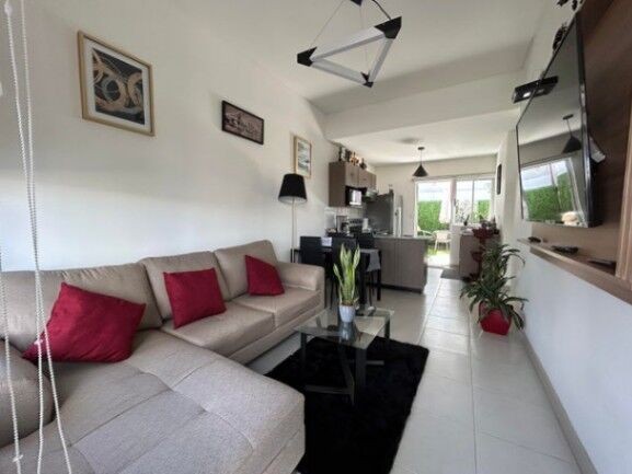 Se alquila espaciosa casa amoblada en San Antonio Alajuela 26-21 en San Antonio, Alajuela — $1,100