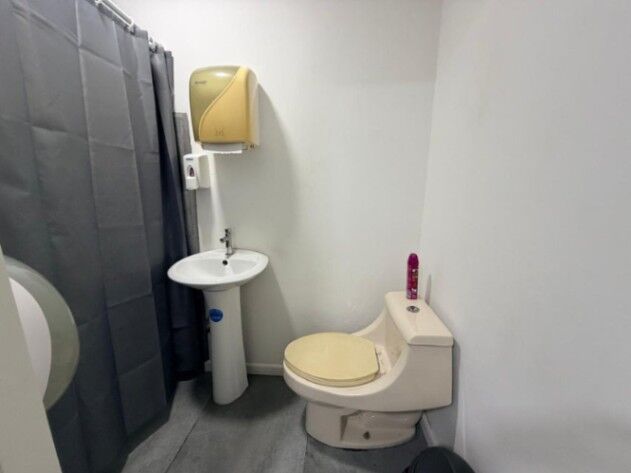 Alquiler de Local Comercial en Calle Blanco. RAH 26-1559 in Guadalupe, Goicoechea, San José — $900