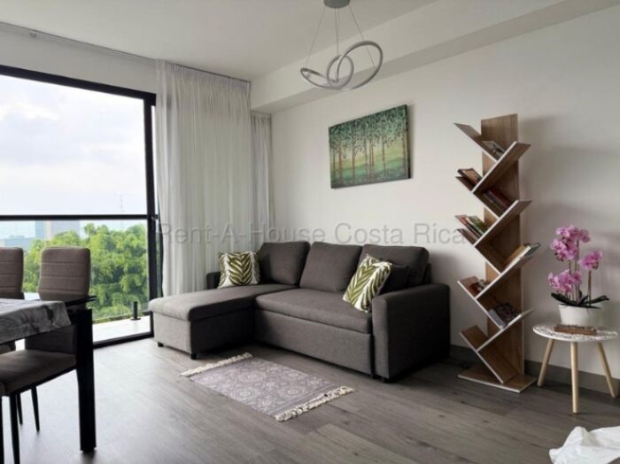 Venta de Apartamento en Torre Ser Escalante. RAH 26-1553 in Carmen, San José — $205,000