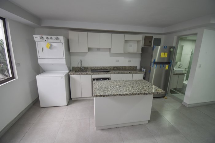 Apartamento tipo Studio con Línea Blanca en Barrio Escalante en Carmen, San José — $104,900