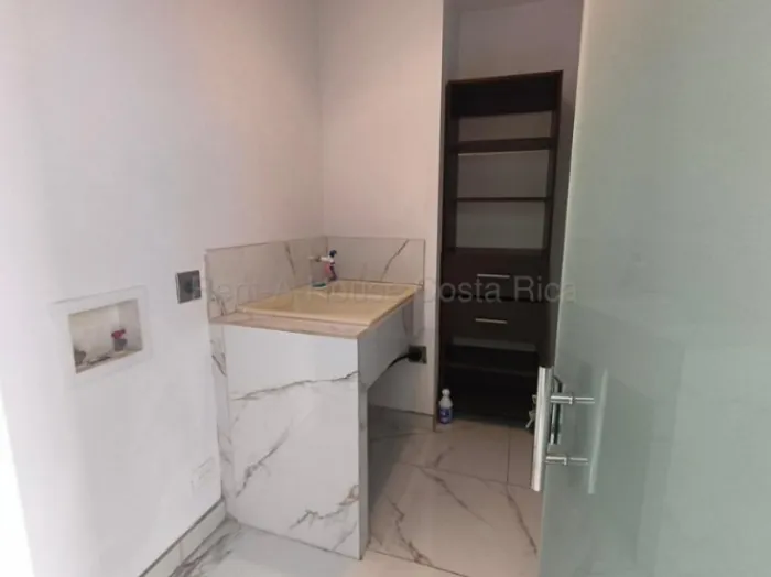 Venta de Apartamento en Ulloa-Heredia. RAH 27-36 PISO 8 en Ulloa, Heredia — $115,000 - Foto 3 de 14