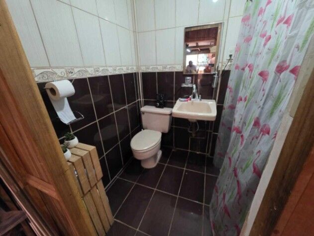 Venta de Casa + Local en Occidental de Cartago. RAH 26-558 in Occidental, Cartago — ₡ 77 000 000