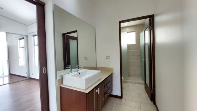 Alquiler de Casa en Santa Ana, San José. RAH 25-662 en Santa Ana, San José — $4,200