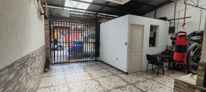 VENTA DE CASA EN SAN RAFAEL ABAJO, DESAMPARADOS. ZONA CENTRICA. en San Rafael Abajo, Desamparados, San José — ₡ 60 000 000