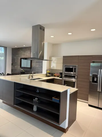 Venta De casa en condominio en Escazu en Santa Ana, San José — $420,000
