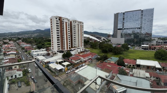 VENTA DE APARTAMENTO NUEVO, SABANA NORTE, SKY GARDEN SABANA en Mata Redonda, San José — $186,000