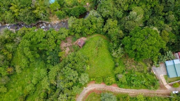 1.3 Hectares con Rio en Quebradas, Perez Zeledon en San Isidro De El General, Pérez Zeledón, San José — $135,999