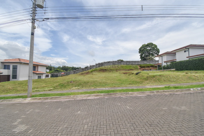 Terreno de 543m2 en Condominio en La Guácima en Guácima, Alajuela — $135,000