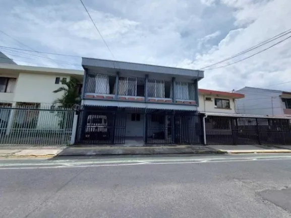 Se vende espacioso apartamento en barrio Escalante San José 25-575 in Carmen, San José — $120,000