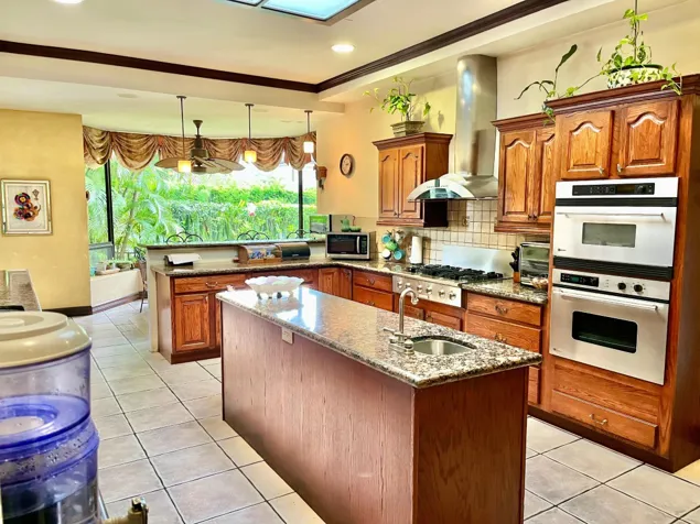 Venta Casa Condominio La Cañada, San Rafael, Alajuela en San Rafael, Alajuela — $1,050,000 - Foto 3 de 57