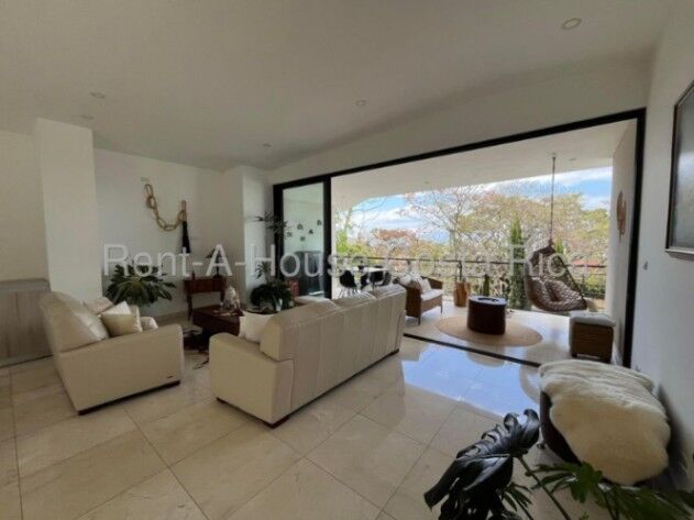 Venta de bellisima casa ubicada en San Antonio de Escazu  in San Antonio, Escazú, San José — $495,000