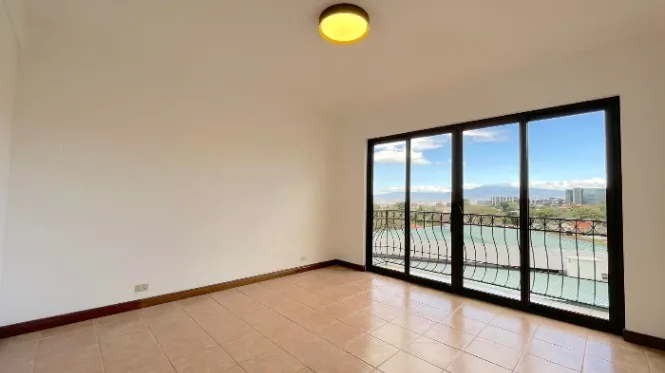 Se alquila casa en Escazú Centro 26-1349 in Escazú, San José — $2,034 - Photo 2 of 24