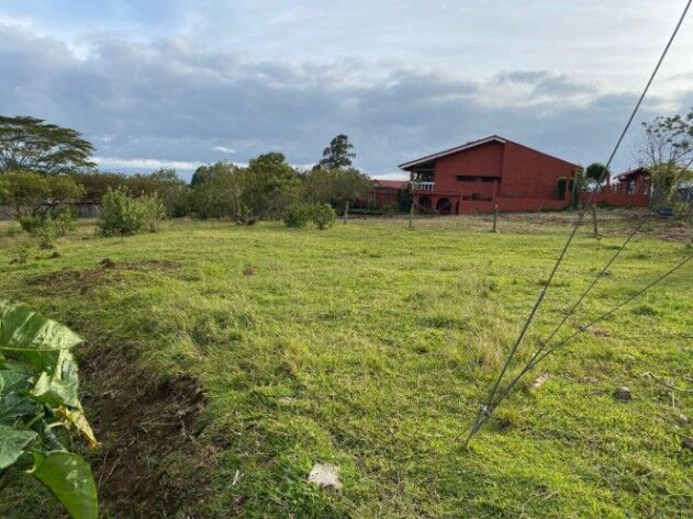  Venta de lote en San Isidro de Heredia. RAH 25-1201  en San Isidro, Heredia — ₡ 85 000 000