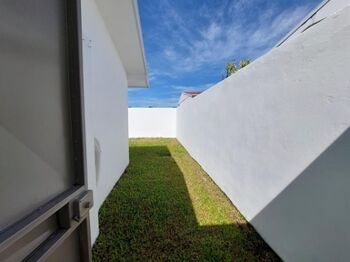 Venta de Casa en Belén-San Antonio de Heredia RAH 26-619 in San Antonio, Belén, Heredia — $175,000 - Photo 5 of 14