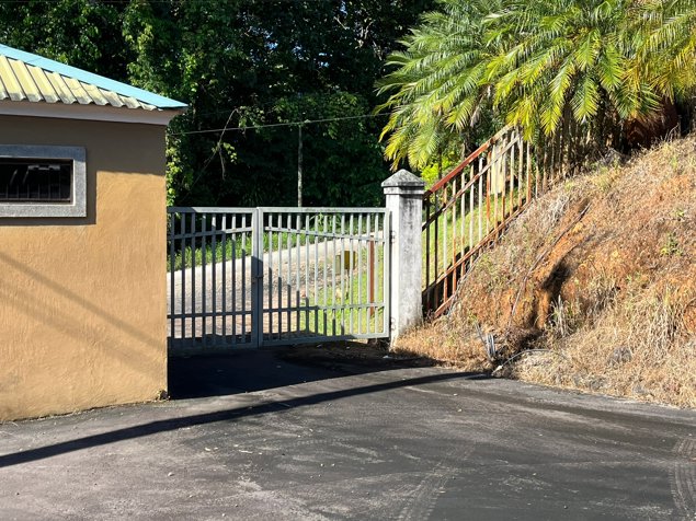 Lote en Condomnios Villas del Rio en Viilla Nueva  Quepos en Naranjito, Quepos, Puntarenas — $70,000
