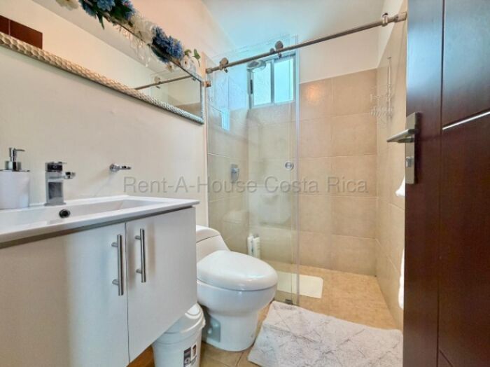 Alquiler de Apartamento en Bambú- Eco-Plaza , Alajuelita. RAH 26-1763 in Alajuelita, San José — ₡ 550 000