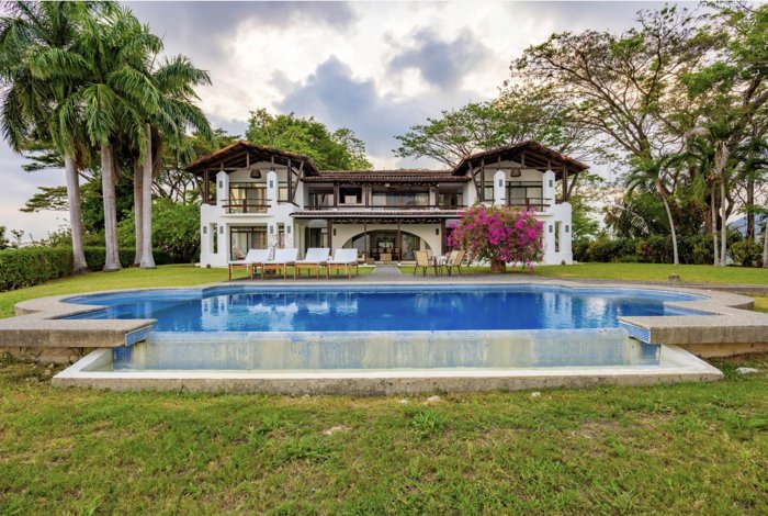 Propiedad de lujo estilo resort con vista al océano Tambor, Costa Rica en Puntarenas — $2,499,000