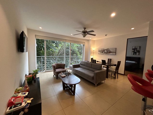 Apartamento Amueblado en Venta en Distrito 4, Escazú en San Rafael, Escazú, San José — $340,000 - Foto 2 de 13